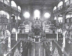 Sinagoga dopo i bombardamenti